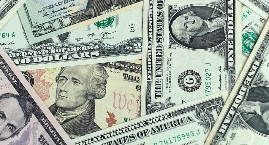 Slowing Inflation Fuels Soft Landing Hopes 